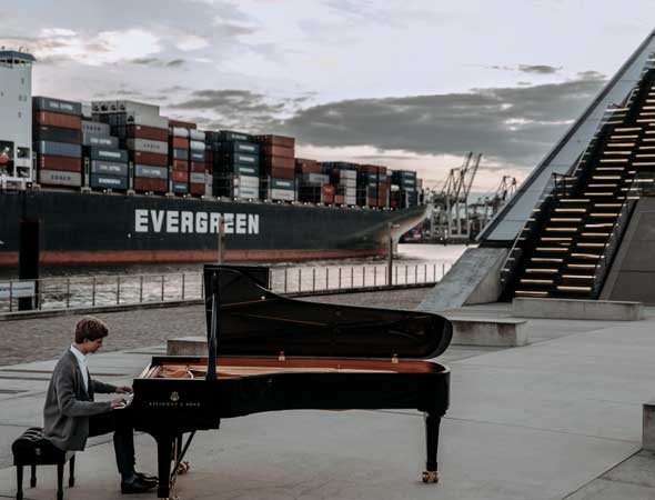 Utah Arts Review: Pianist brings poetic touch to Chopin with Oundjian, Utah Symphony