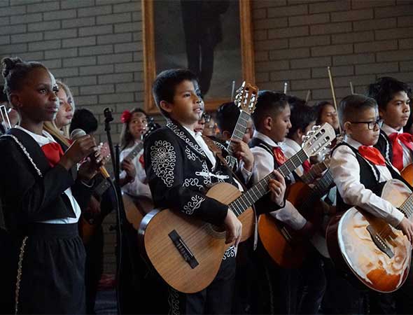 The Daily Utah Chronicle – Utah Symphony Celebrates Día de Muertos with ‘Coco’
