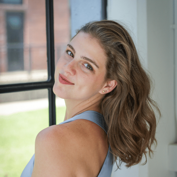 Julia Holoman