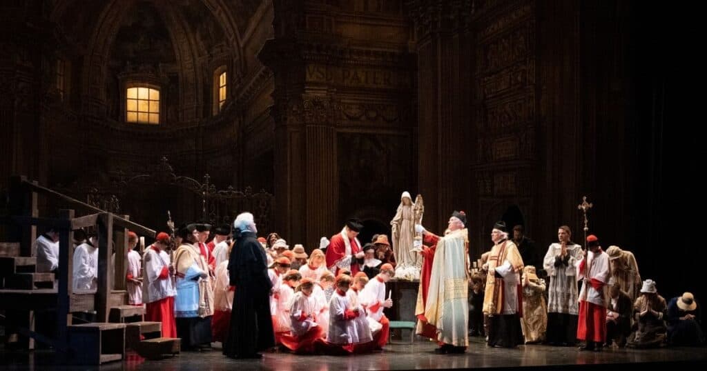 Utah Opera's 2022 Production of Tosca